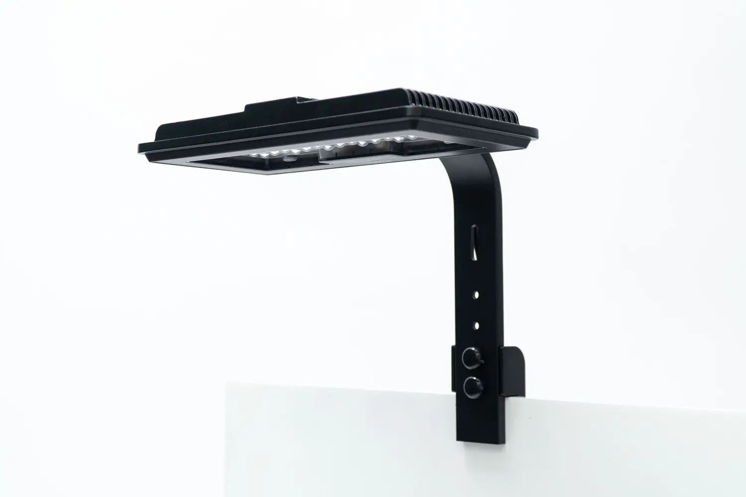 โคมไฟตู้ปลา Jump MJ-L 230/L 23 - Refugium Light Nano บทวิจารณ์และราคา