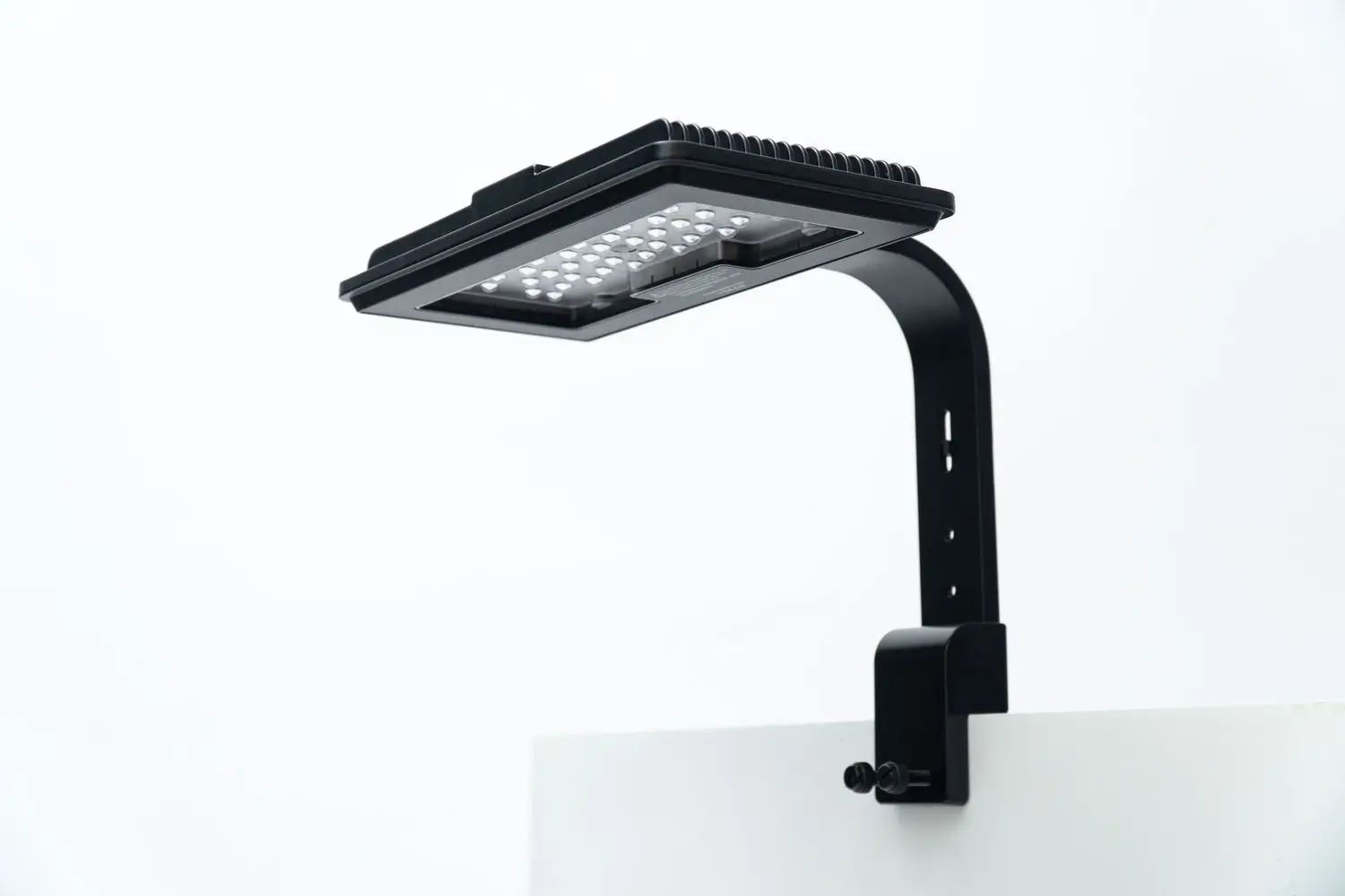 โคมไฟตู้ปลา Jump MJ-L 230/L 23 - Refugium Light Nano บทวิจารณ์และราคา